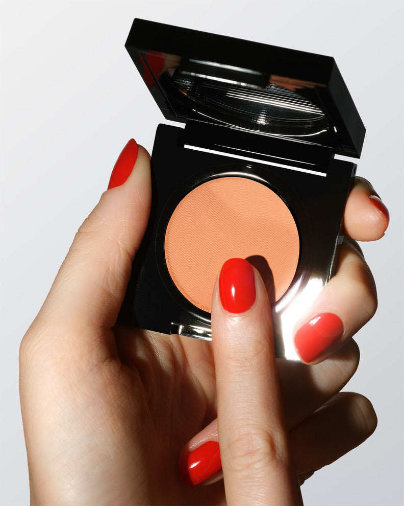 BLUSHER